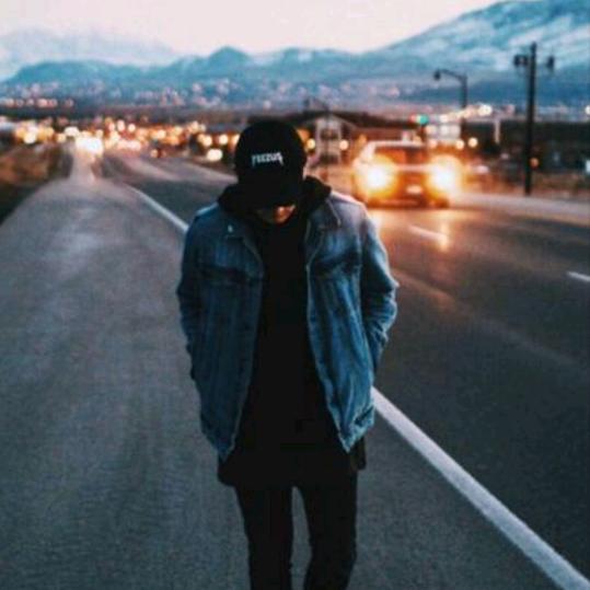 梦里寻她千百度