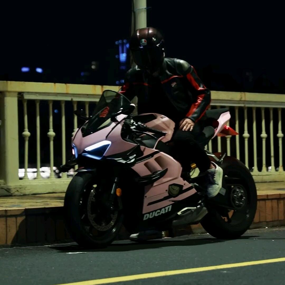 A拳系MOTO啊欲