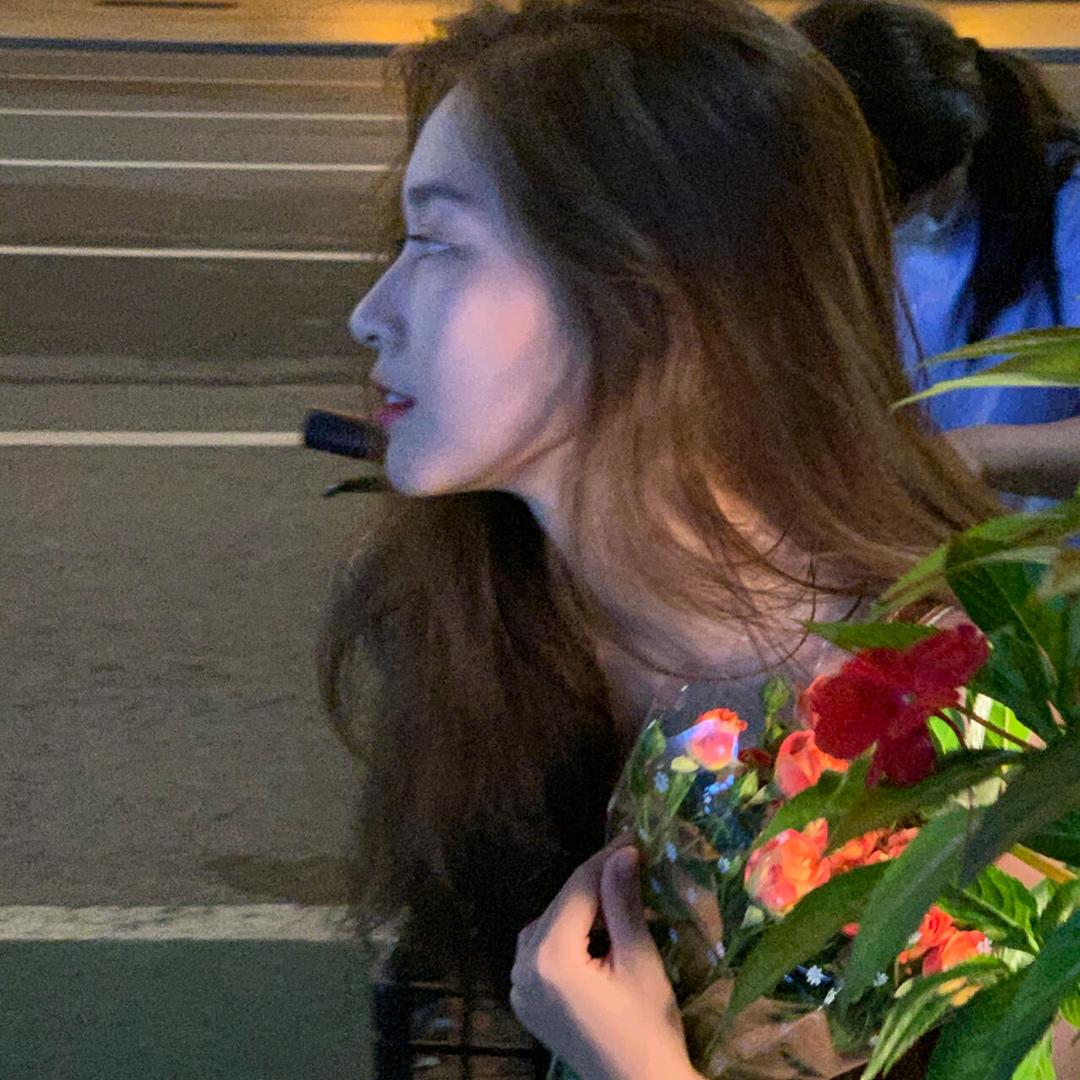 ♛宋宋很哇塞🌼