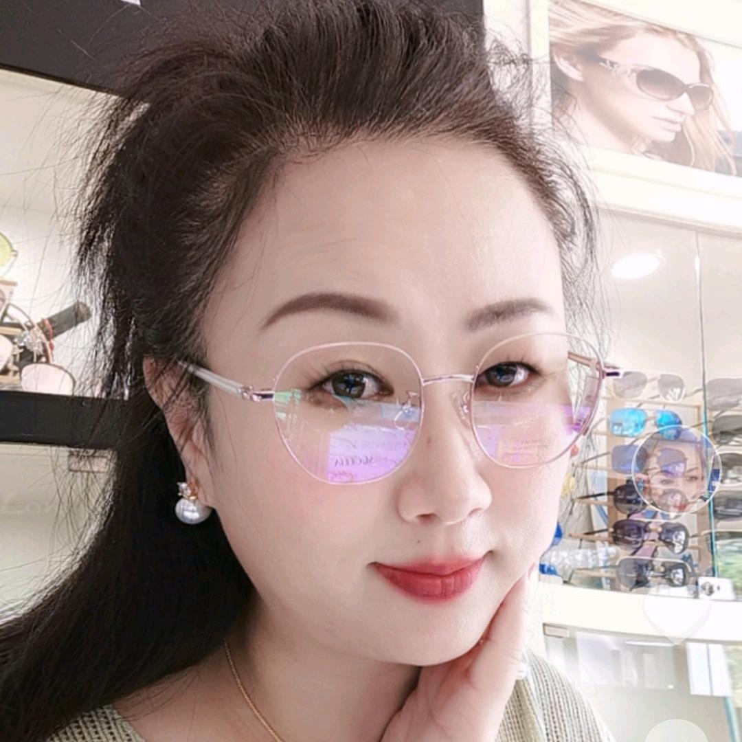 卖眼镜的～辛姐