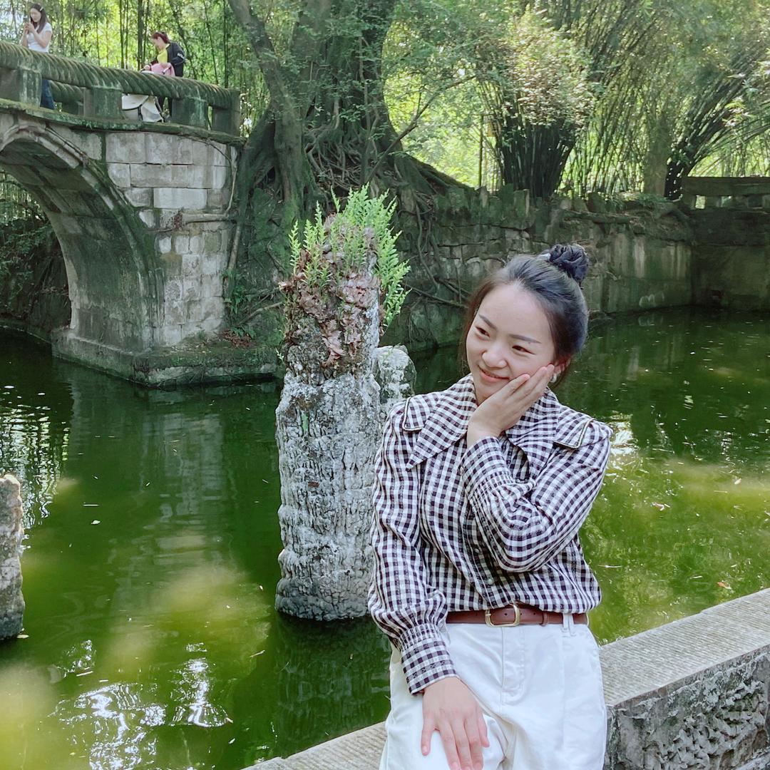 秋秋妹