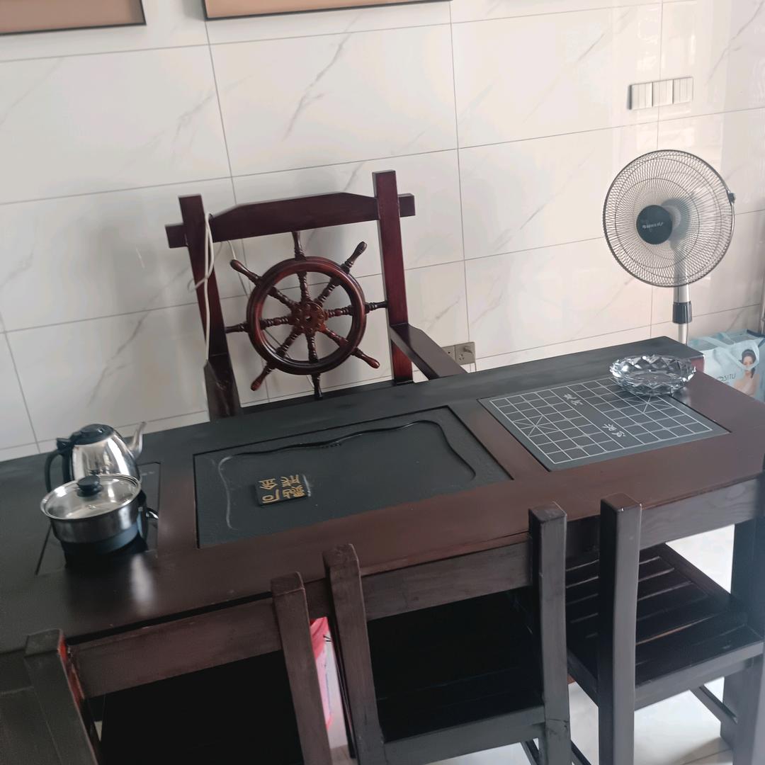 淘气的小伢几