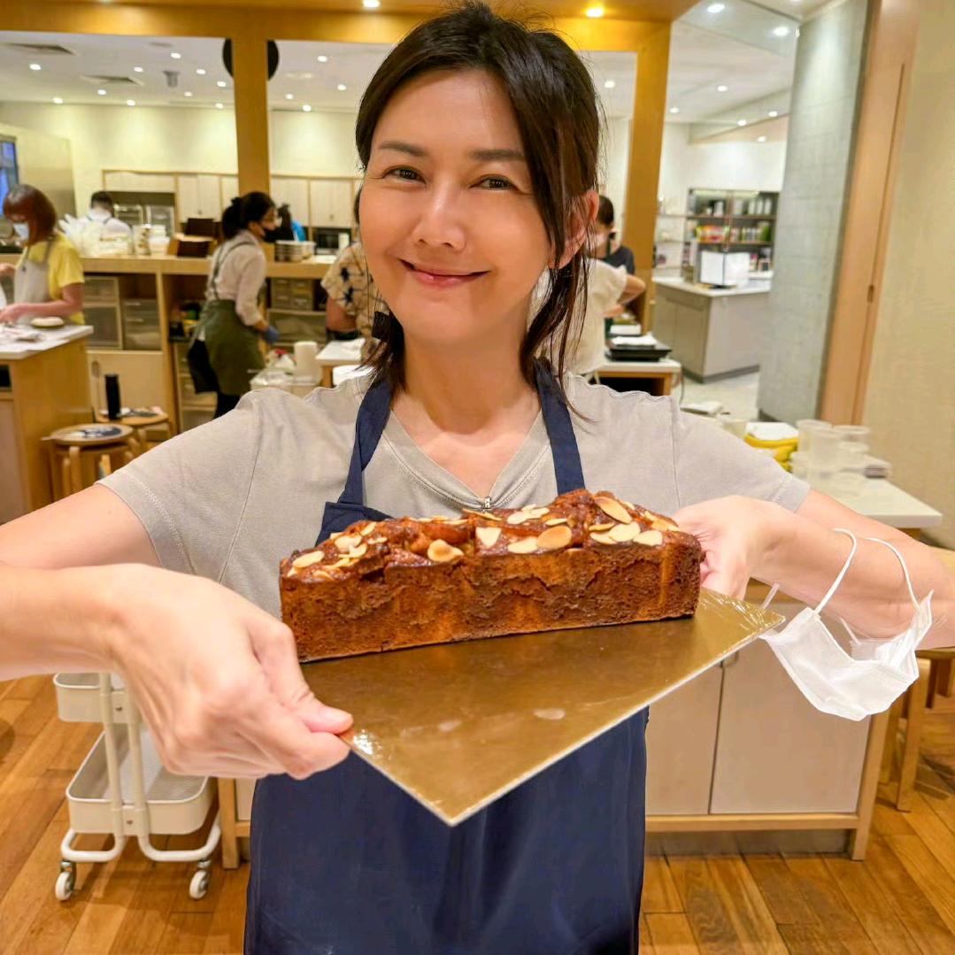 宏姐热线头像