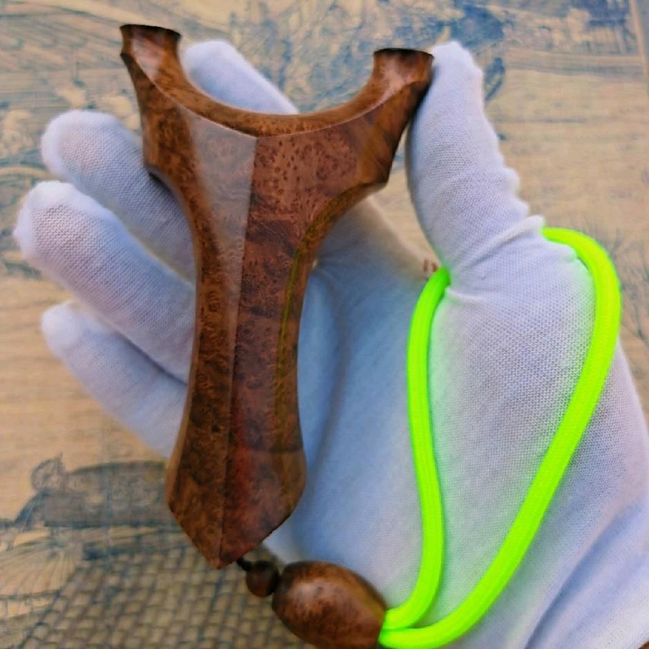 小熊木弓（麻梨教授）