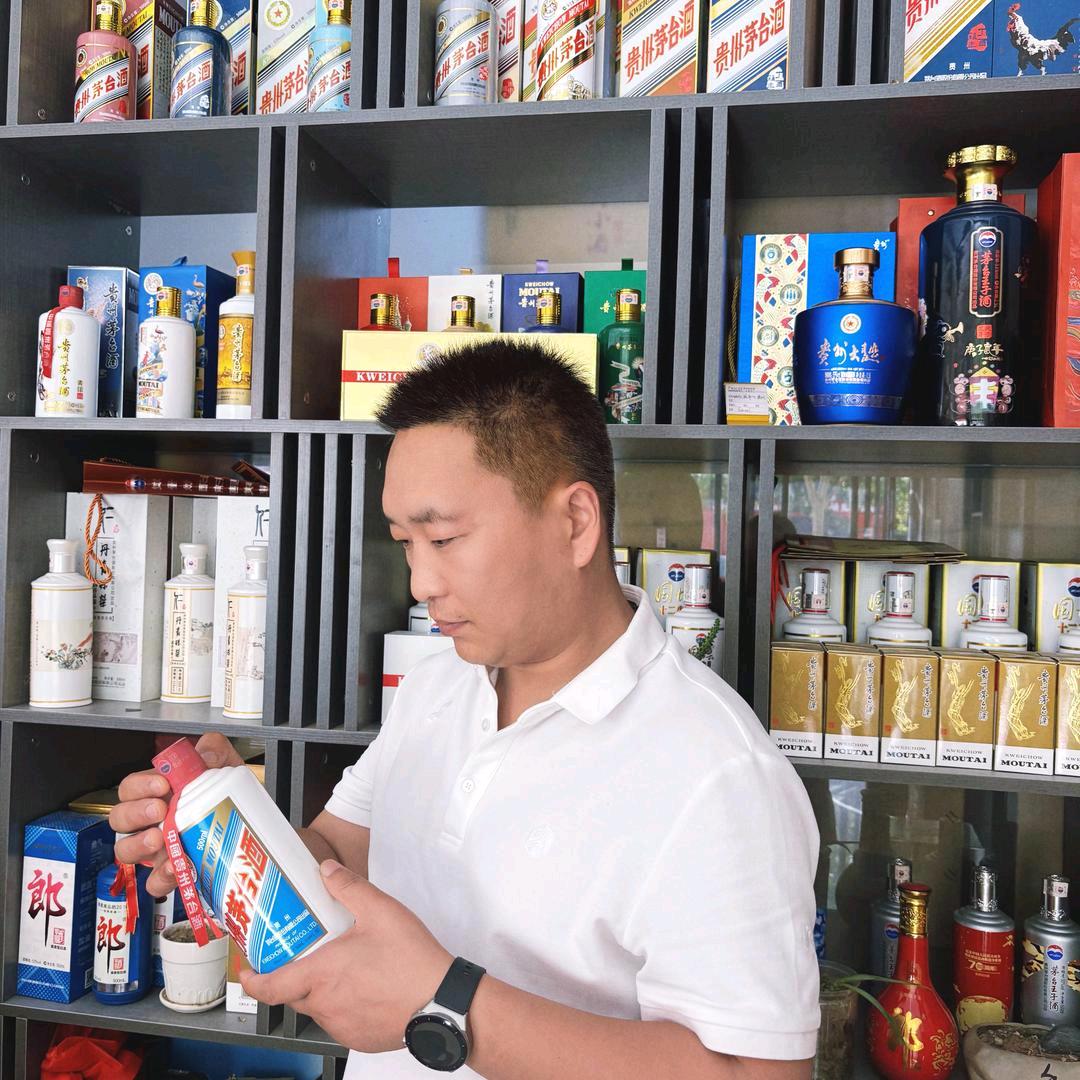 滑县名酒收购-小张