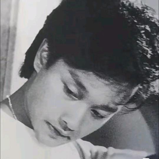 往事如不羁的风