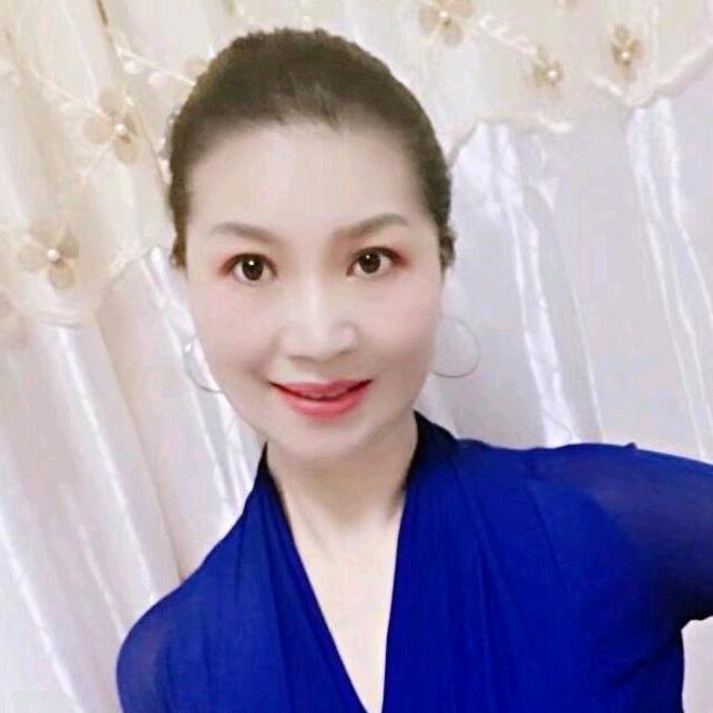 兰姐泳游远方