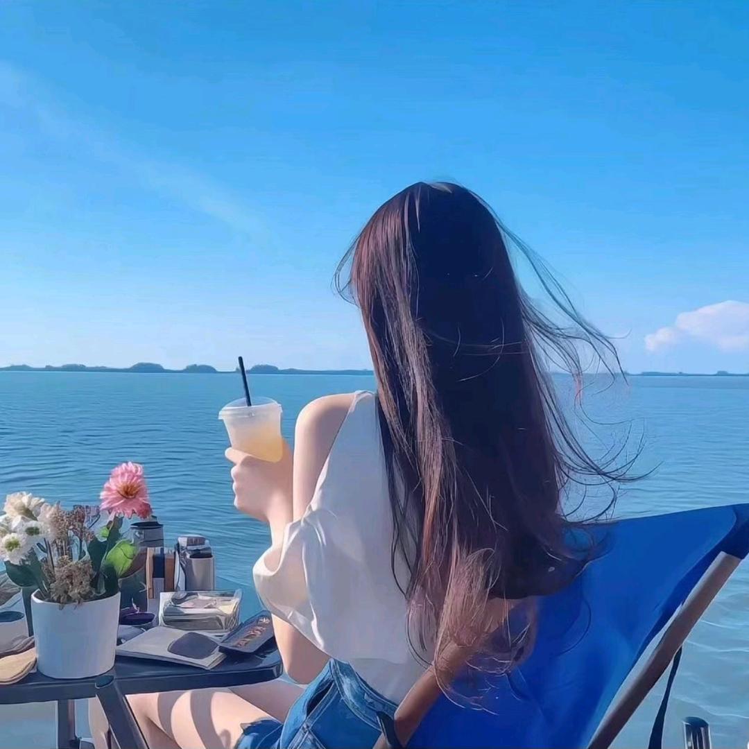 依依🦋女装