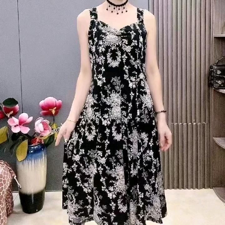 吒儿女装店