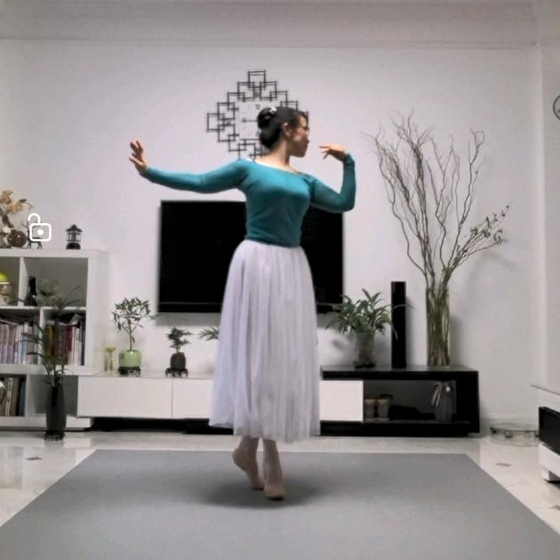 🎶紫罗兰🎶◑.◑（⌒▽⌒）