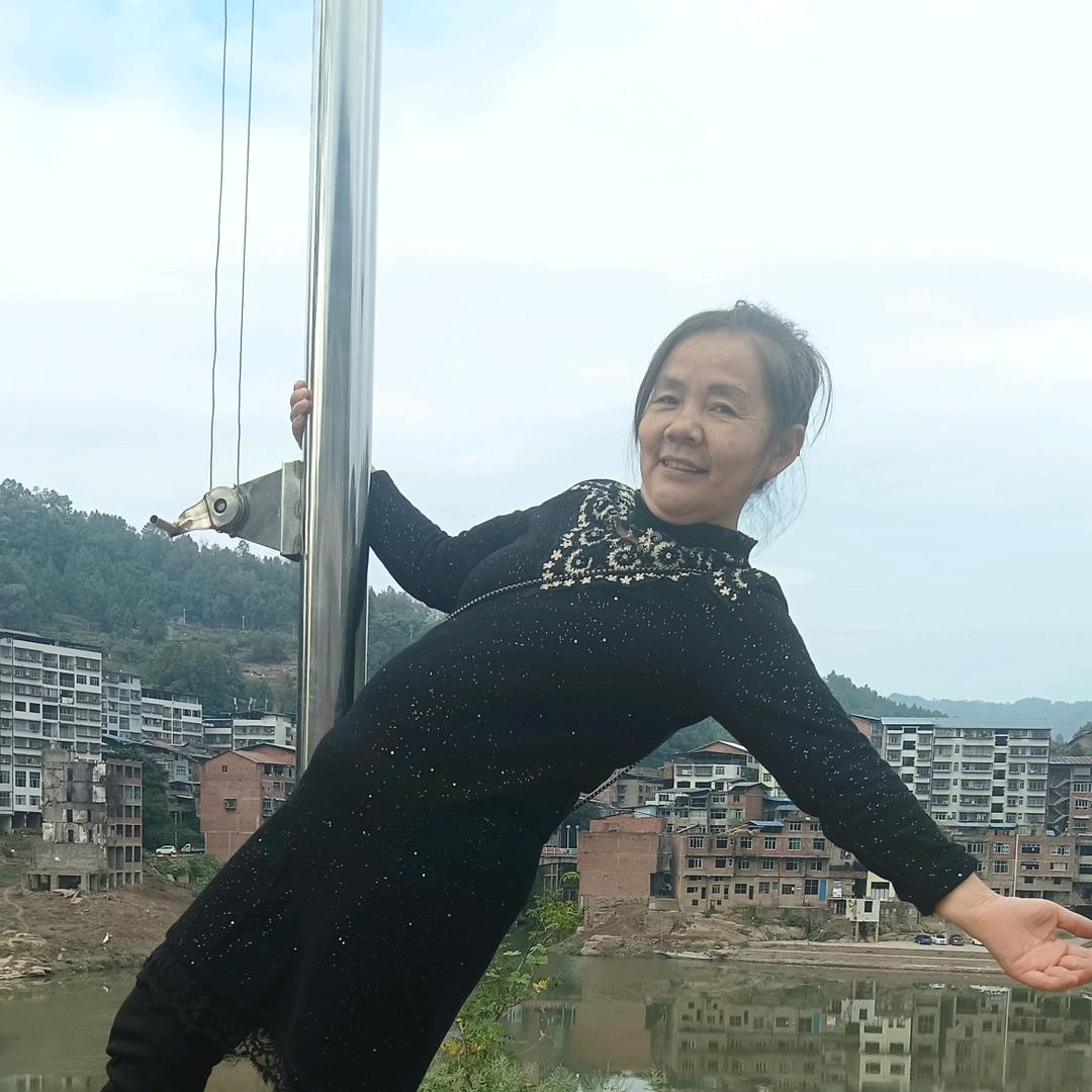 忘记烦脑开心自己