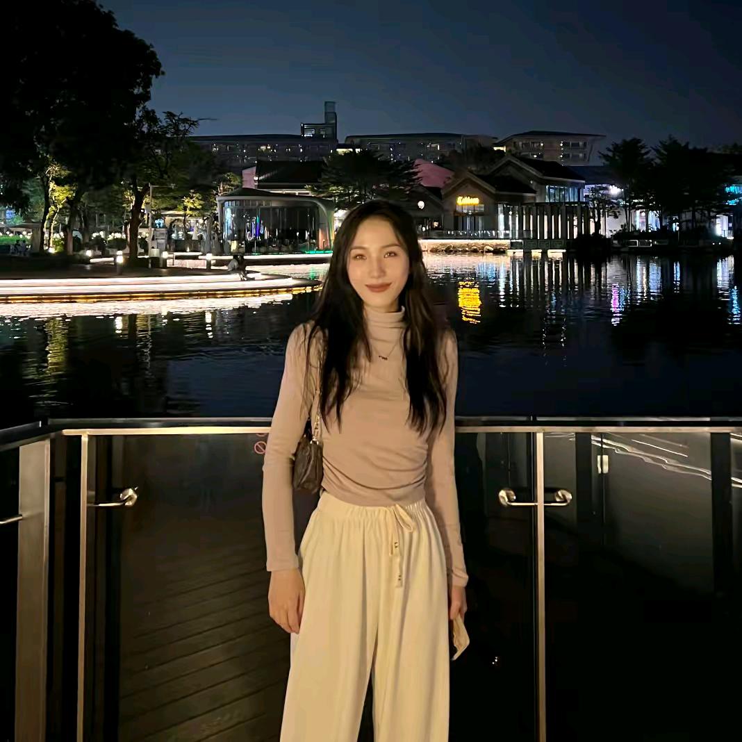 美娜高定