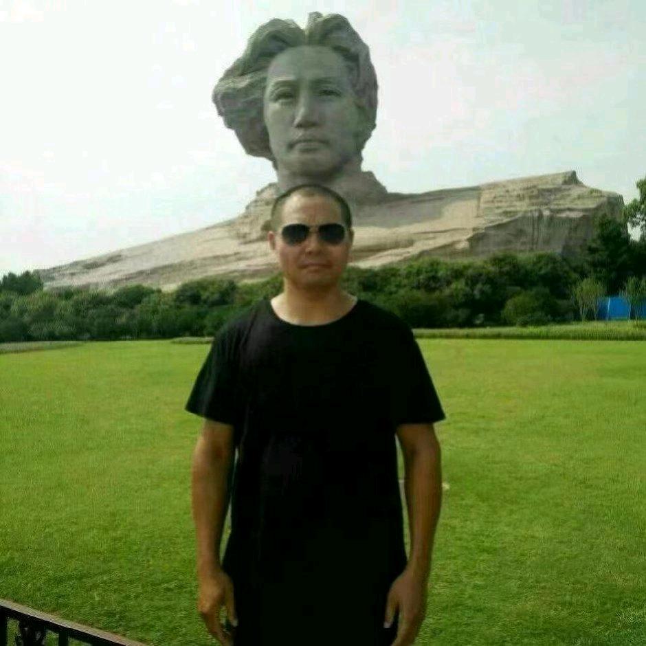 虎瘦雄心在
