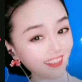 你笑起来真好看。