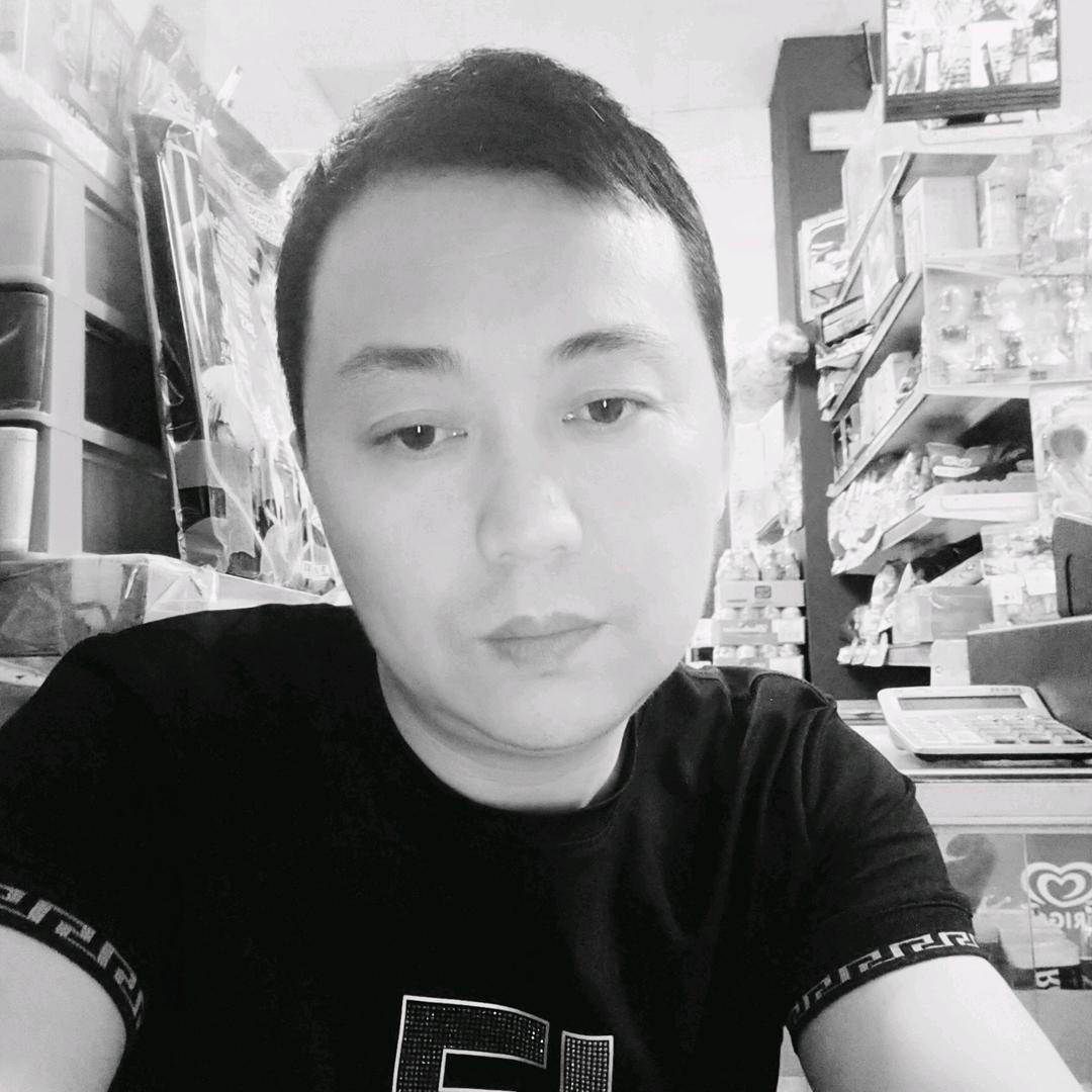 枼80Luis