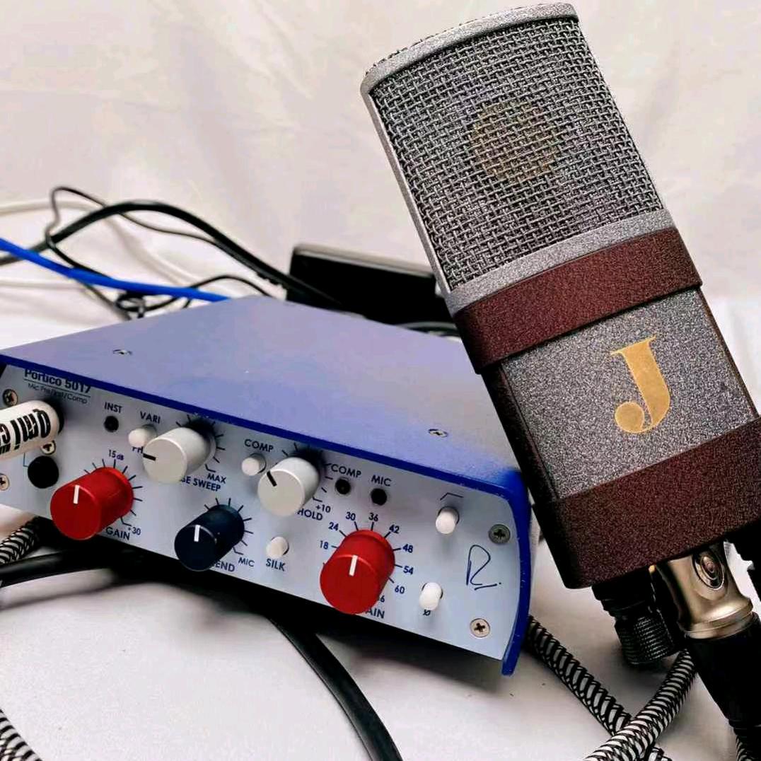 麦橙Mc音频（莱维特 尼夫1073包销）