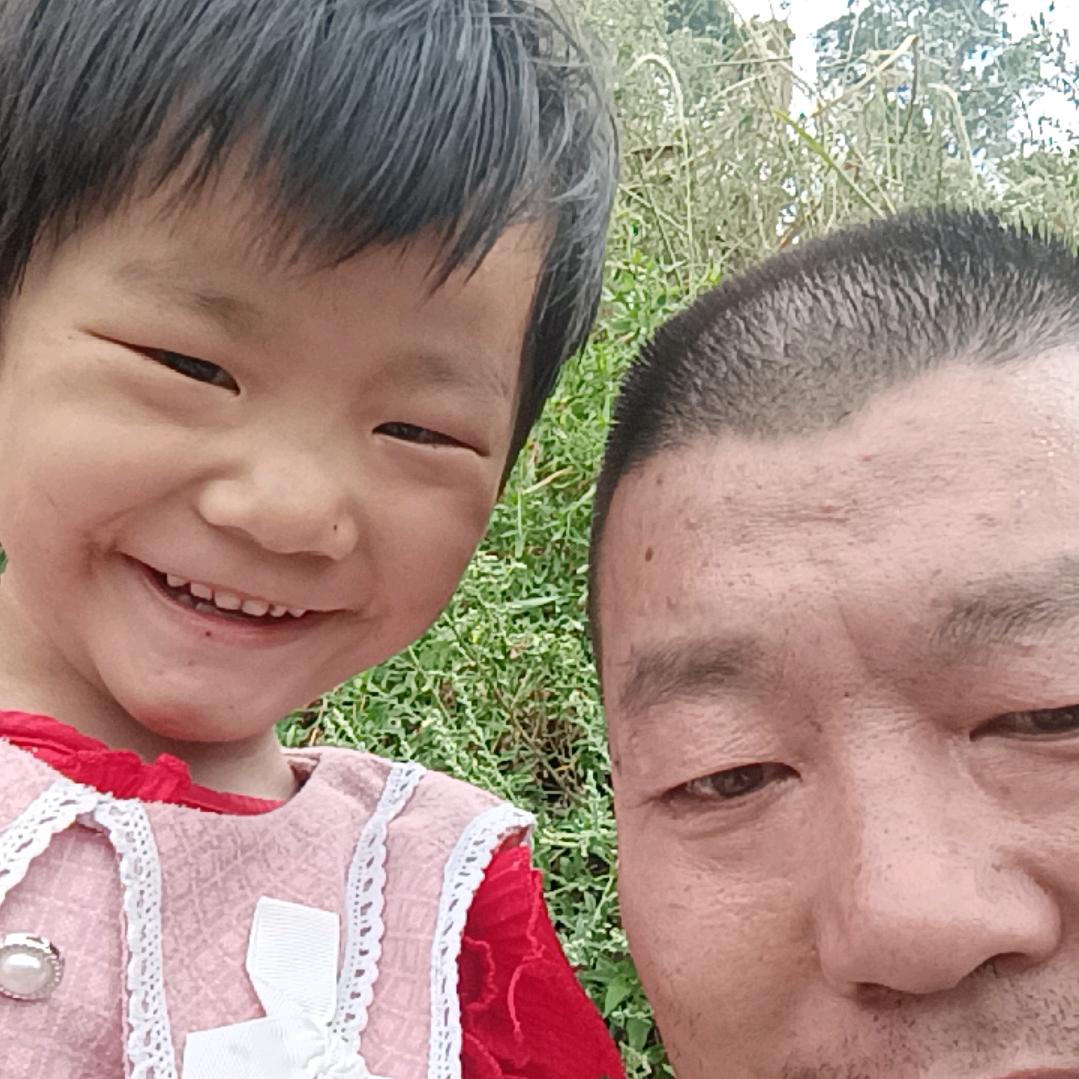 小草莓🍓