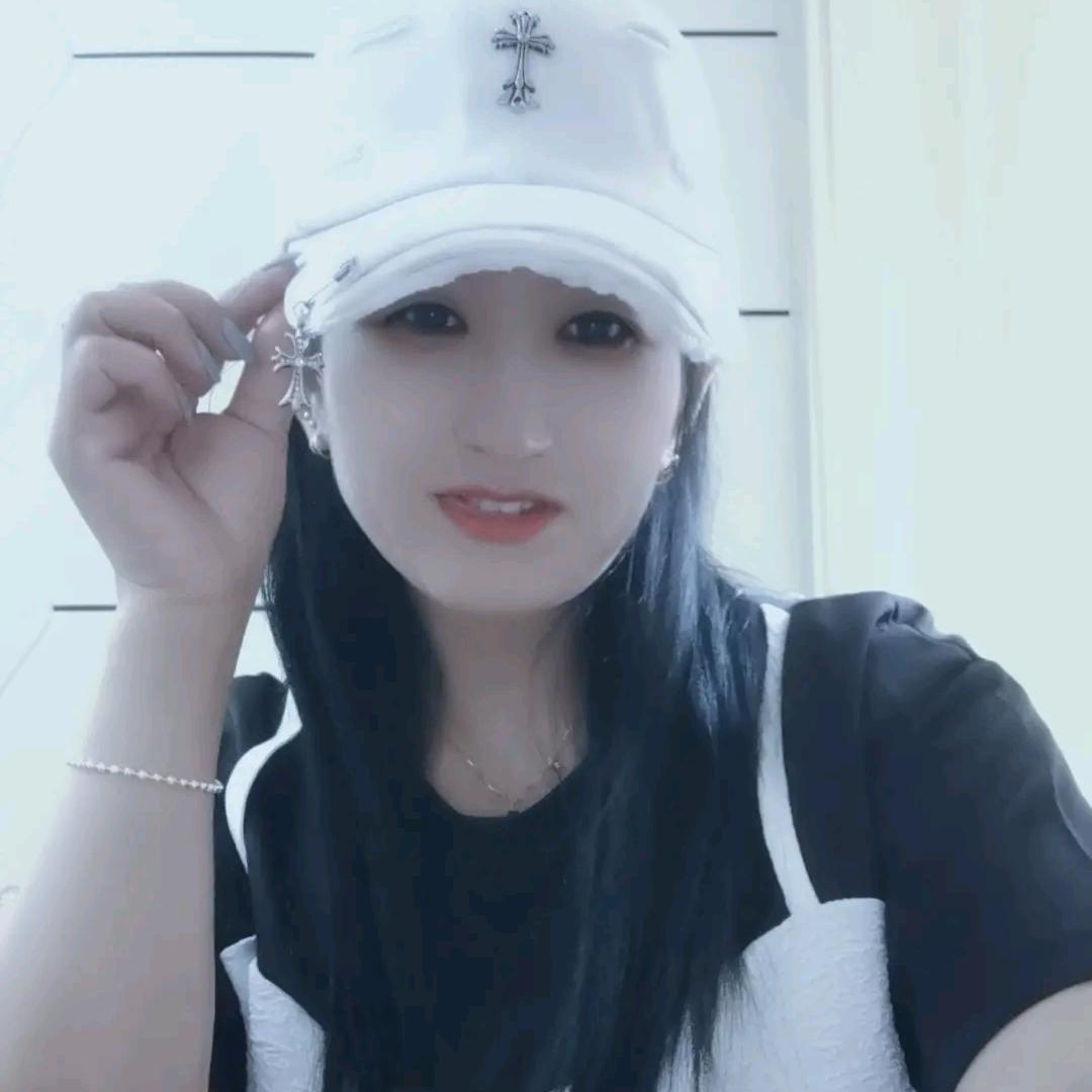 🌈🌹曹姐💌，谢绝连赞