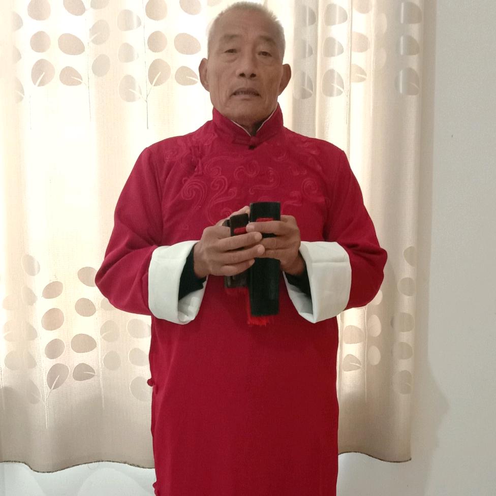 畄来莲花落