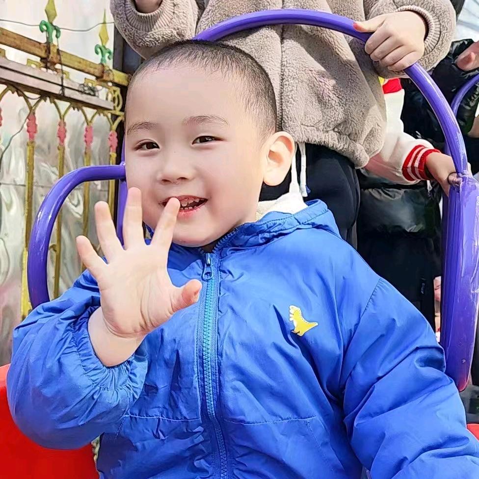 八月份的柿子