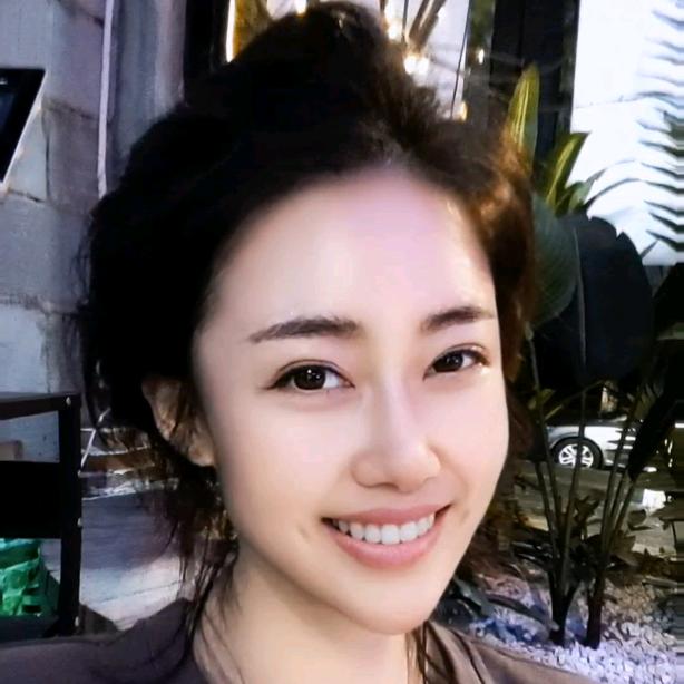 墨妍树下韩系实体女装