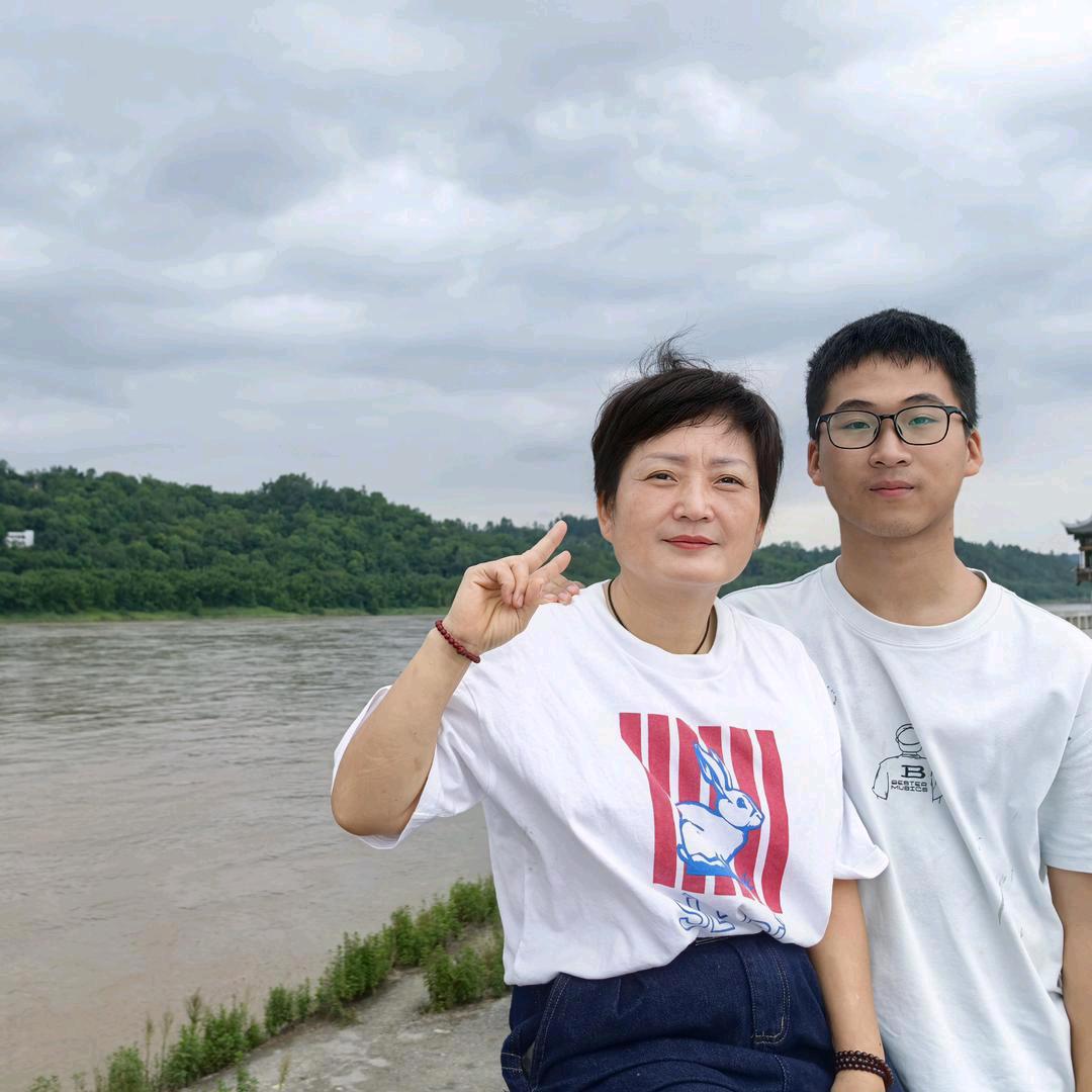 朱三