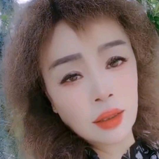 芳芳姐♡⁶²¹