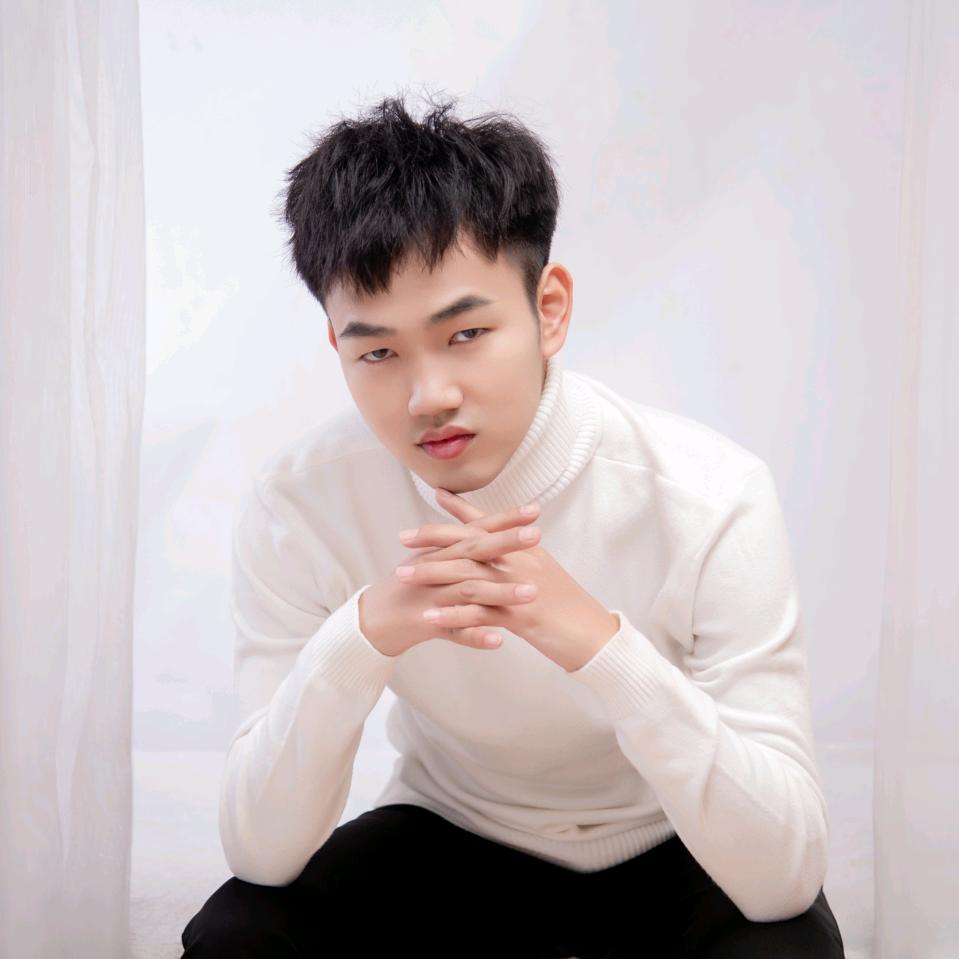 兴浪卫浴厂家-小陈