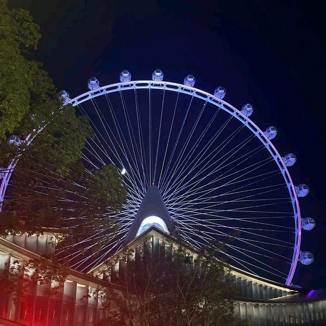 兄弟【☞♚☜】