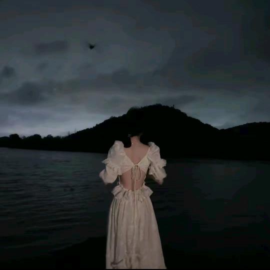 杭州三羊服饰甄选号（BLoom)