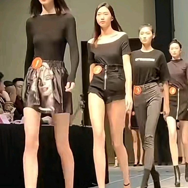 舞蹈健身教练