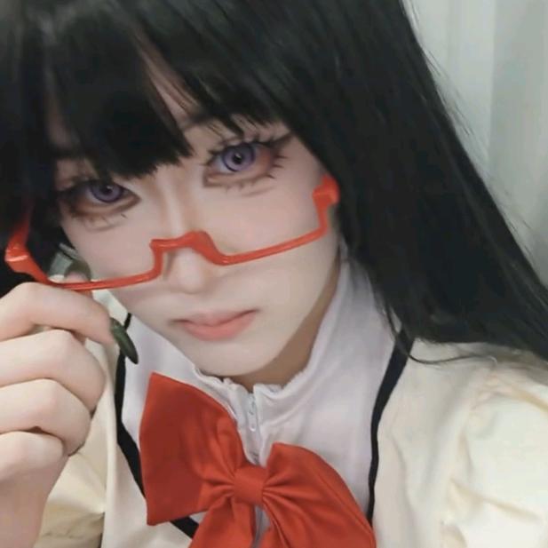 1749913607头像