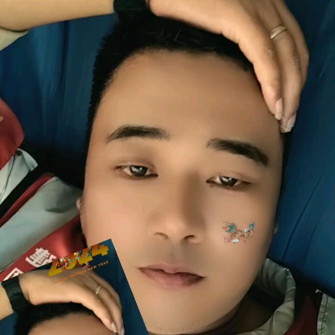 思念远方的她、他