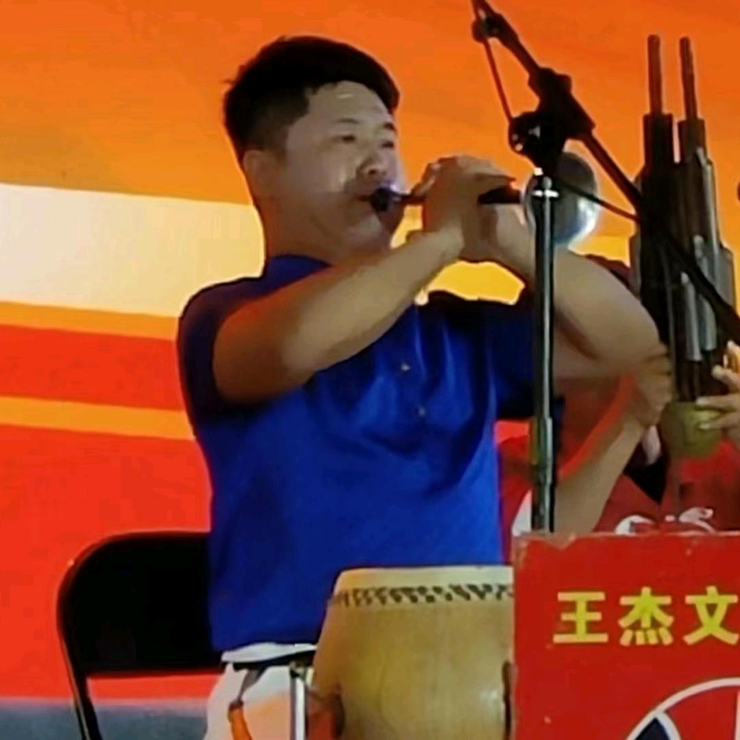 长子王杰演艺传媒