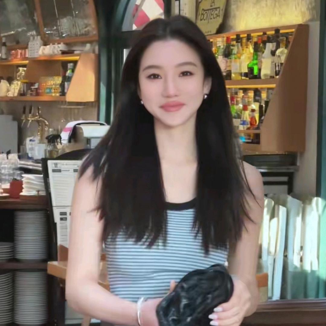 LiLi李慧儿🌻时尚女装