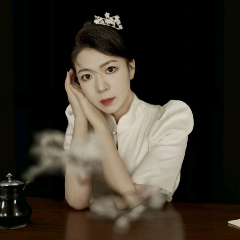 FLOVE梨涡❤️岁记