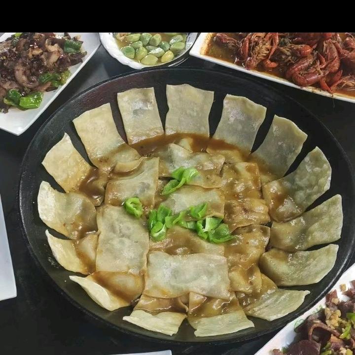 李姐地锅鸡家常菜。我是李姐
