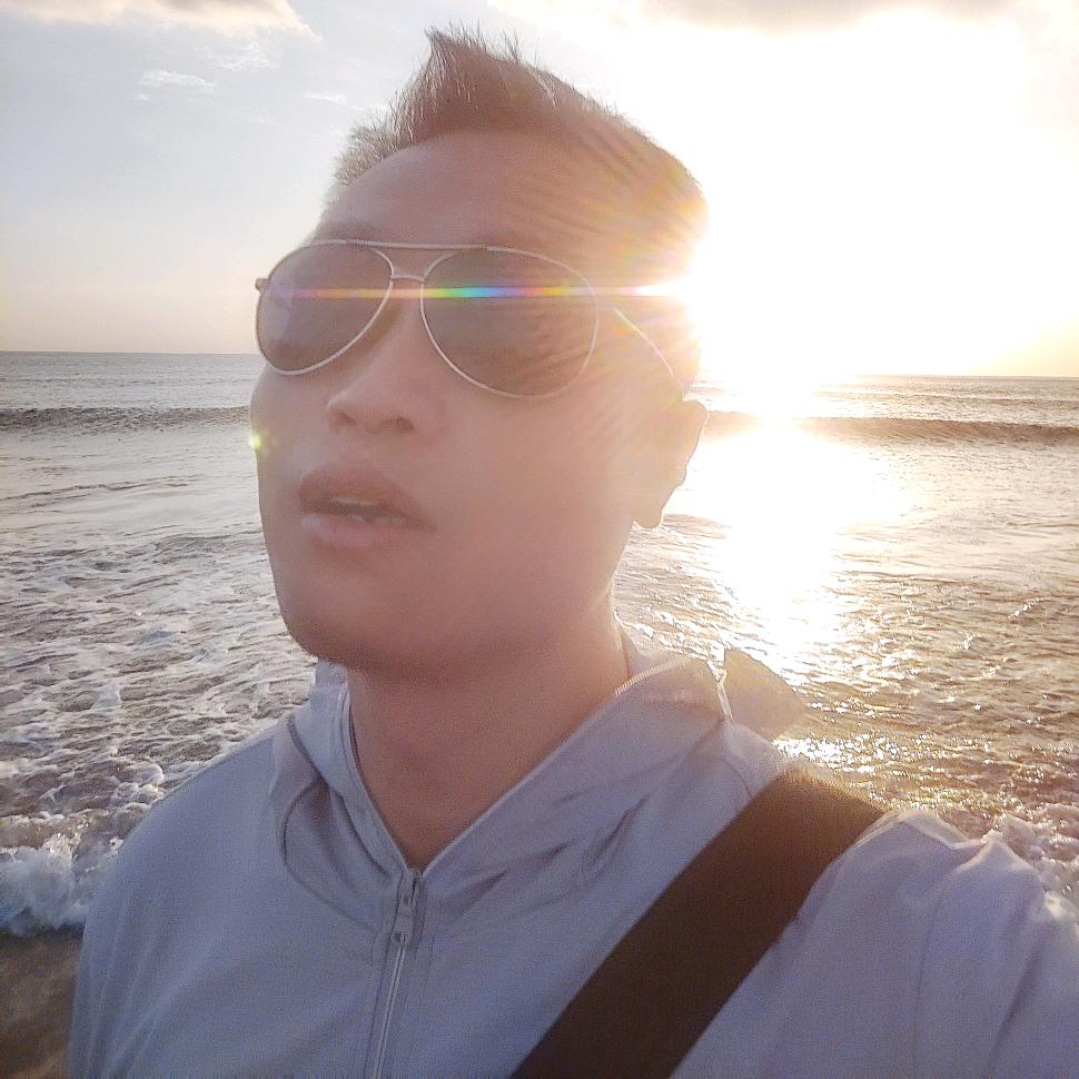 听着音乐打排球的鱼🐟