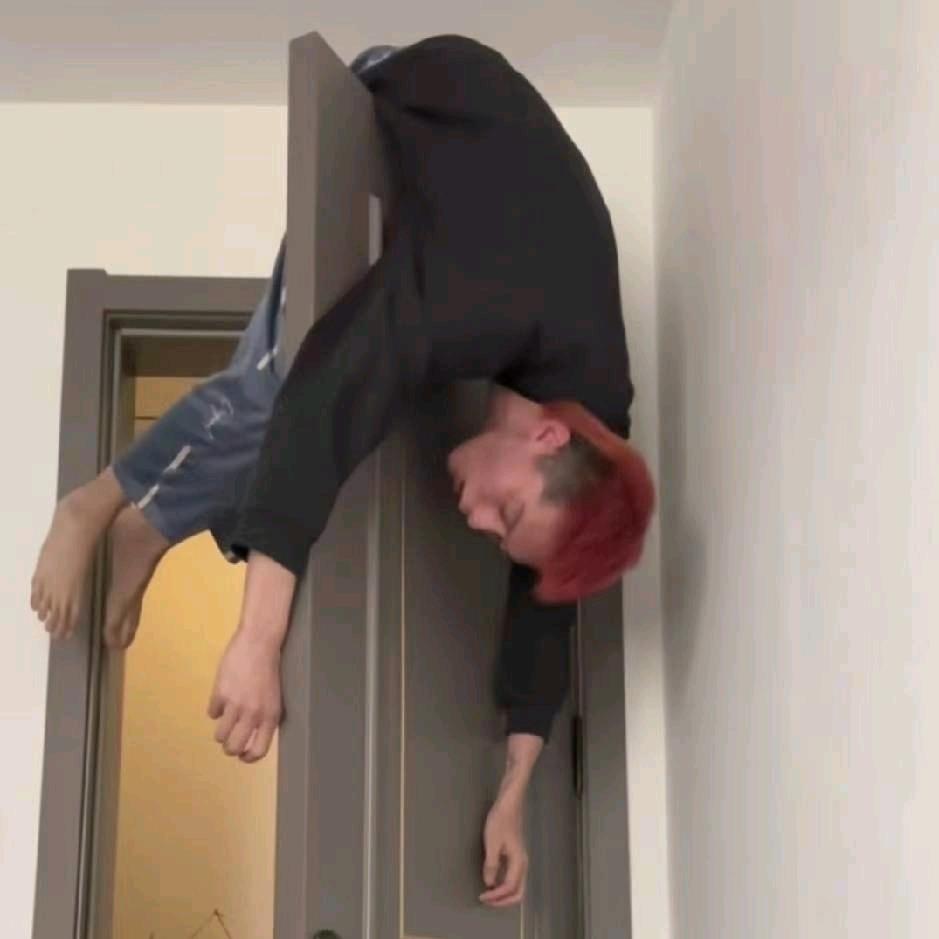 lat.