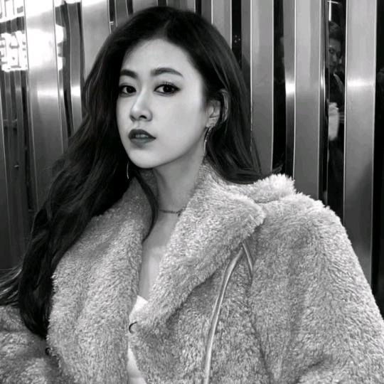 板栗园小琴琴💋