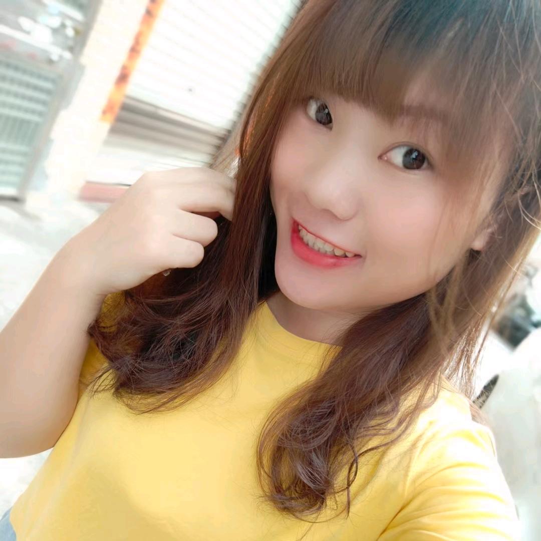 依依💋