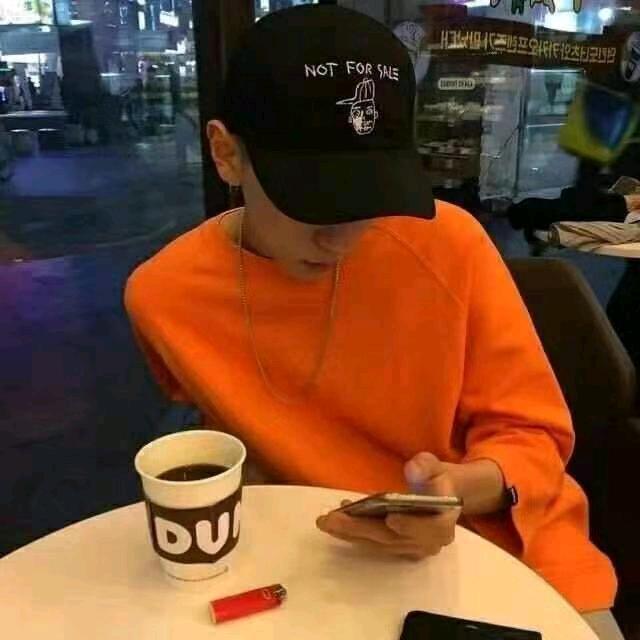 酒窝上的奶油……