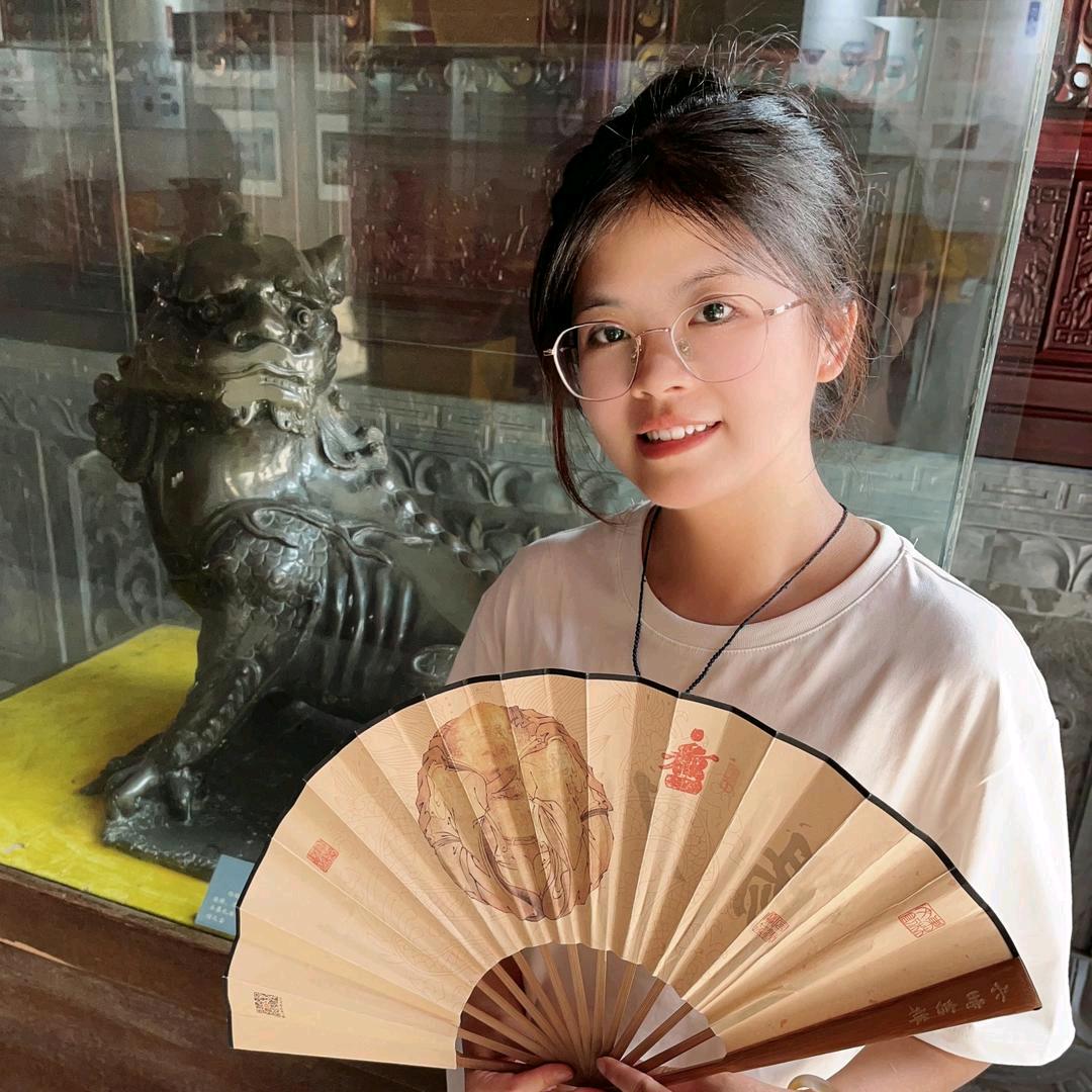 坪山如是心（丽丽）