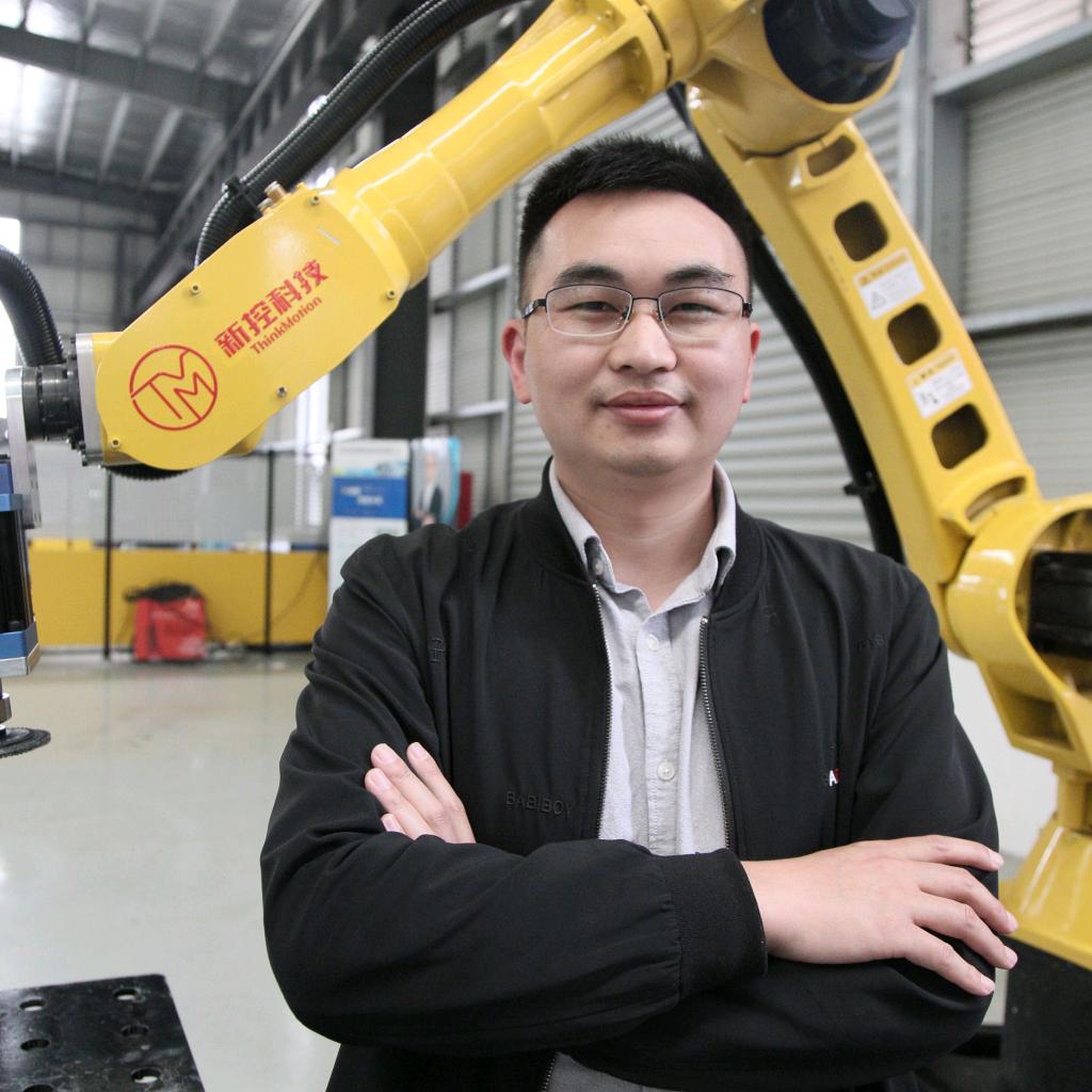 新控打磨抛光机器人