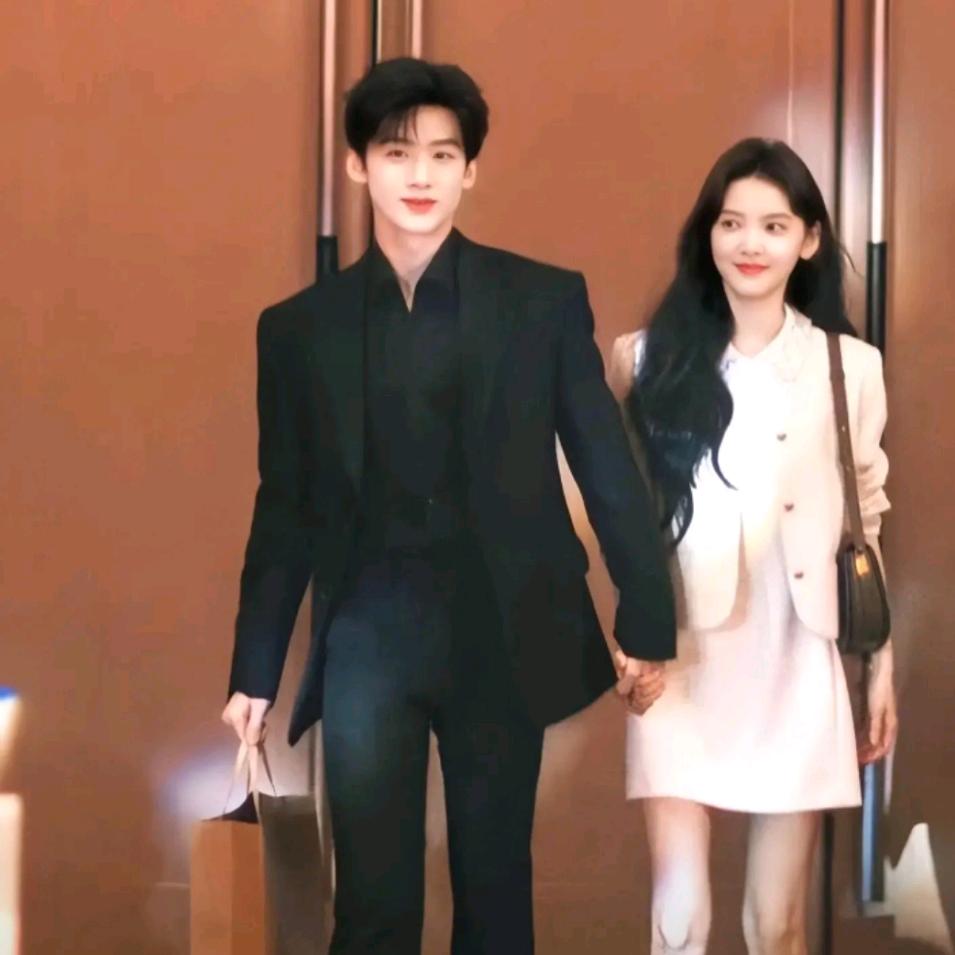 这个大叔不太冷