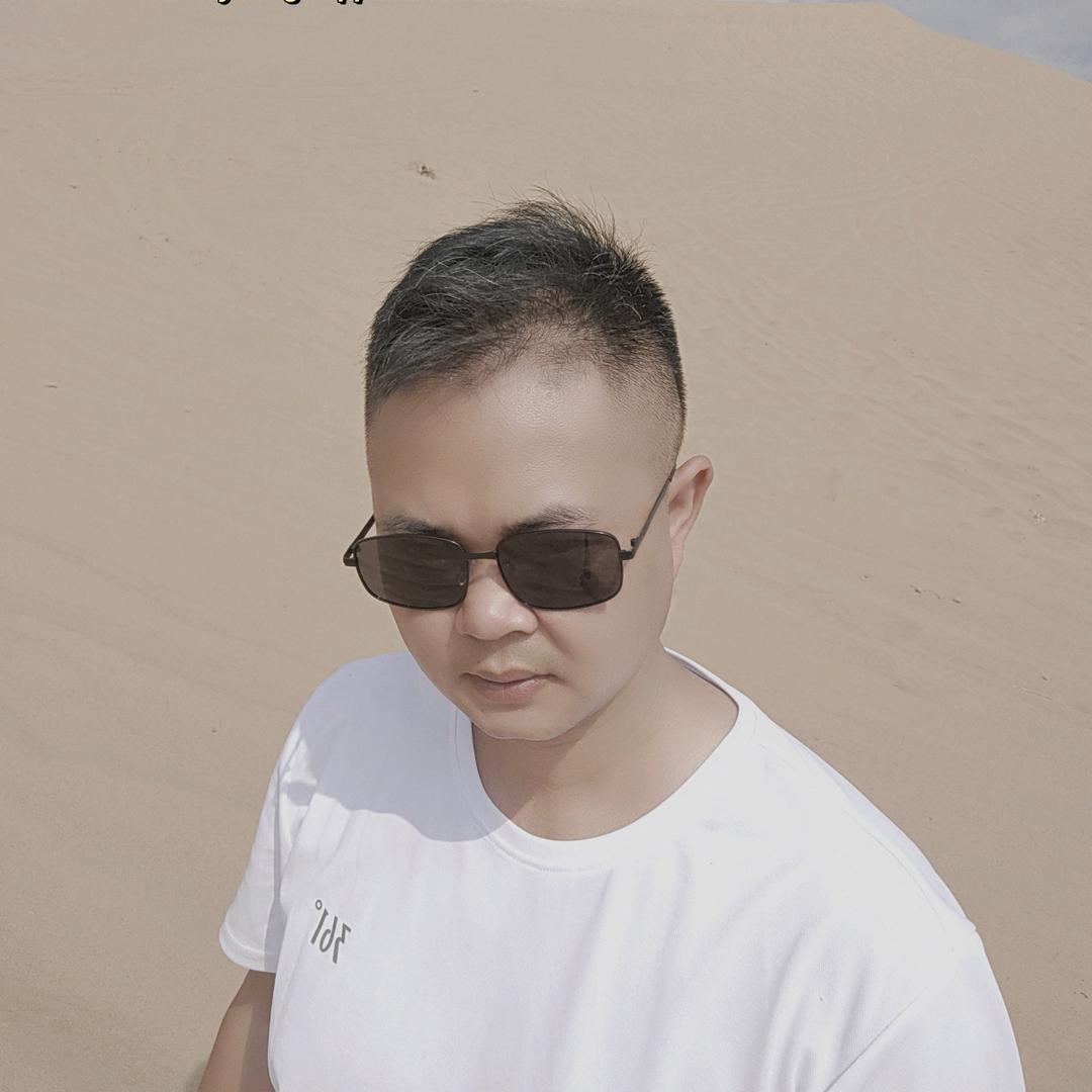 龙某人