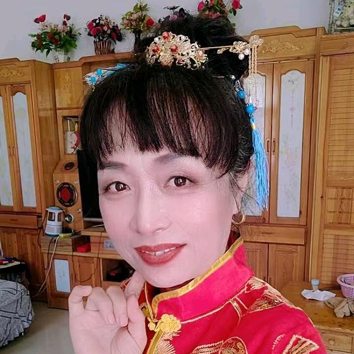 戏迷王姐好唱戏