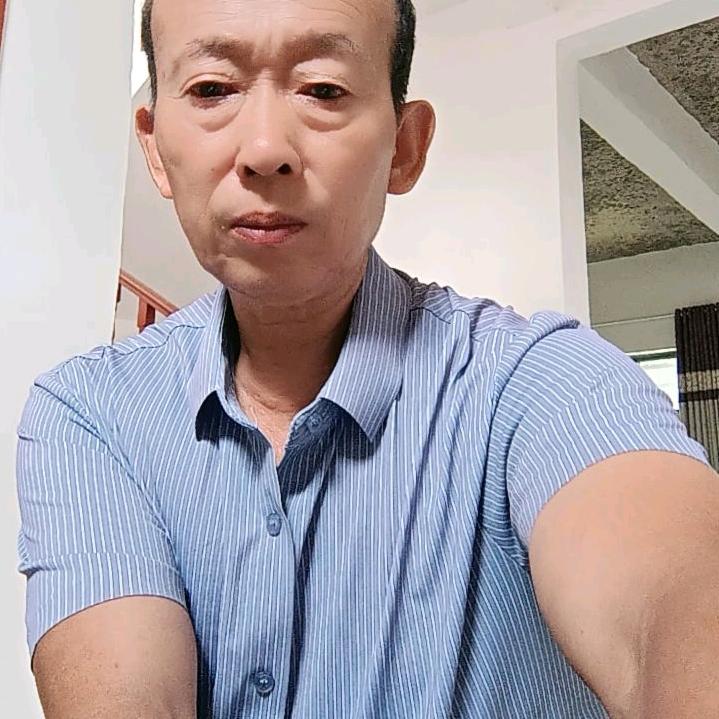 崔