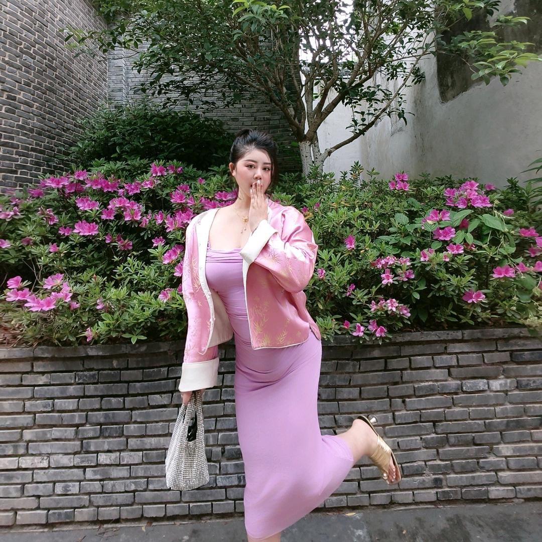 美娜MeiNa