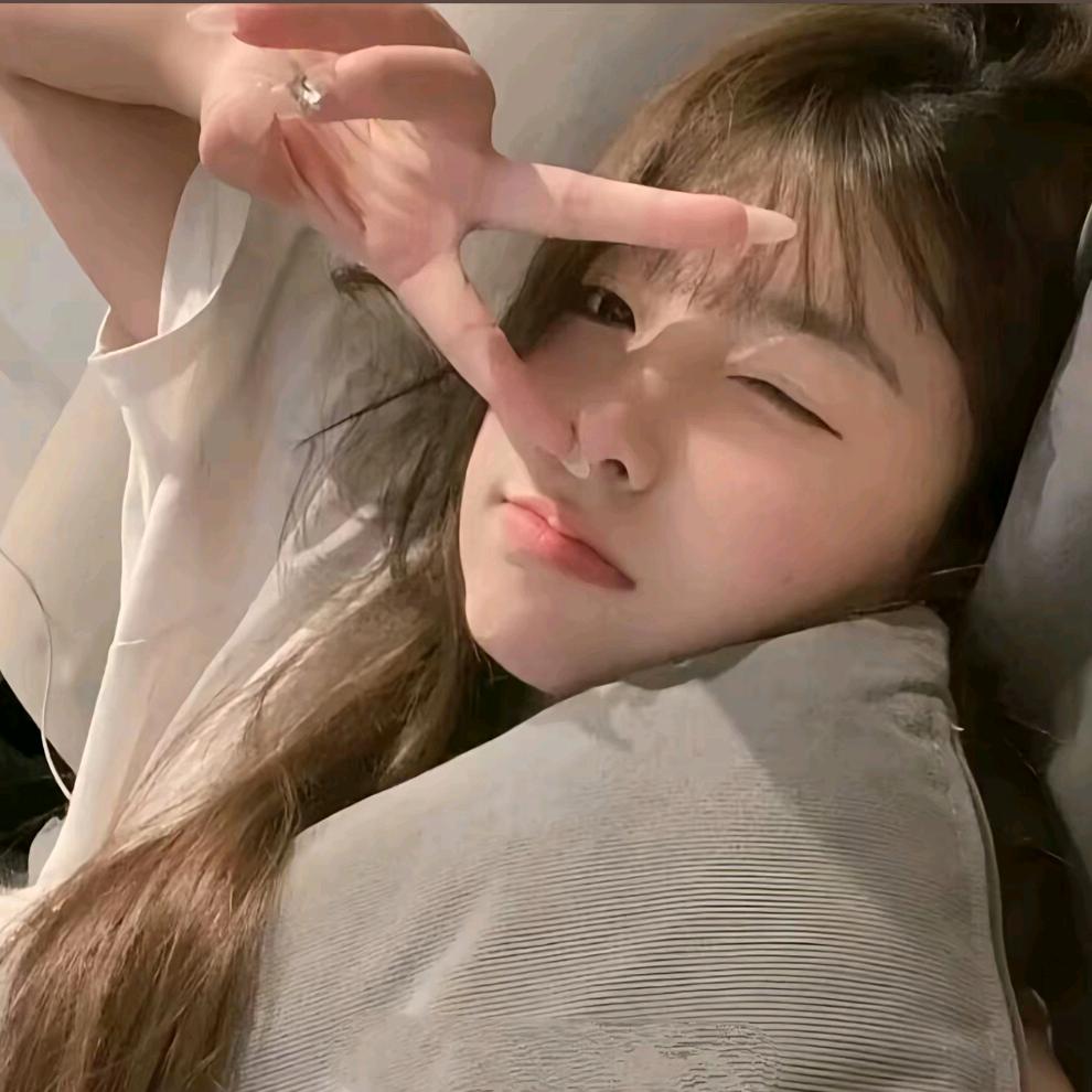 荷包蛋是粉色的